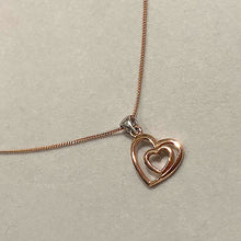 将图片加载到图库查看器,Rose Gold Heart Necklace