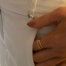 Load image into Gallery viewer, Gold Open Wave Ring