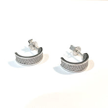 将图片加载到图库查看器,Silver Zircon Half Hoops