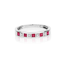 将图片加载到图库查看器,9ct Diamond & Ruby Ring