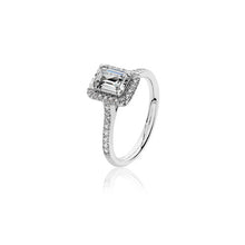 将图片加载到图库查看器,Halo Simulated Diamond Ring
