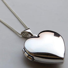 Load image into Gallery viewer, Silver Heart Locket
