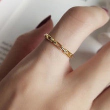 Load image into Gallery viewer, Dainty Adjustable Chain Ring
