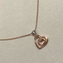 将图片加载到图库查看器，Rose Gold Heart Necklace
