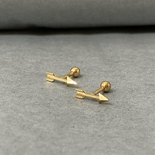 Load image into Gallery viewer, Gold Arrow Cartilage Earring

