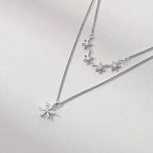 Cargar imagen en el visor de la galería, Silver Flower Necklace, Double Row
